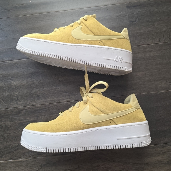 Nike Air Force 1 Womens Size9 - Picture 5 of 5